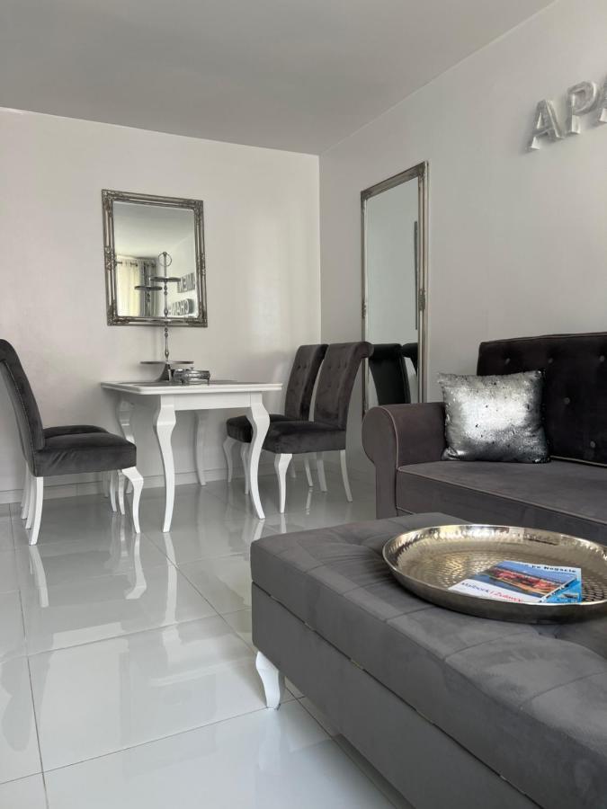 Apartament Chanel Centrum Apartment มัลบอร์ก ภายนอก รูปภาพ